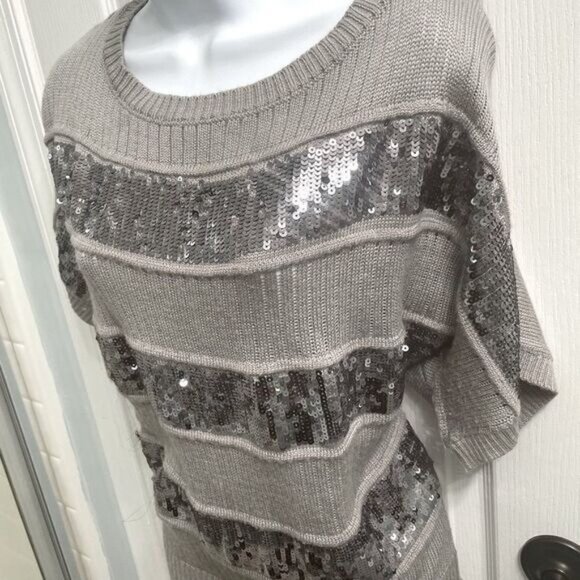 2b Bebe Sweater Medium Silver Sequin Stripes Y2K Revival Quiet Luxury Soft Glam - Picture 5 of 7